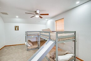 Near Lake Fork: Home w/ Fire Pit in Yantis!