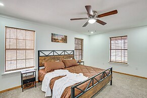 Near Lake Fork: Home w/ Fire Pit in Yantis!