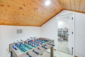 Near Lake Fork: Home w/ Fire Pit in Yantis!