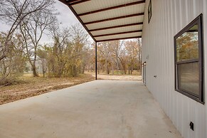 Peaceful Yantis Retreat - 1 Mi to Lake Fork!
