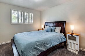 4 Mi to Olde Town Arvada! Dog-friendly Home, Yard