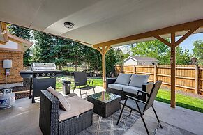 4 Mi to Olde Town Arvada! Dog-friendly Home, Yard