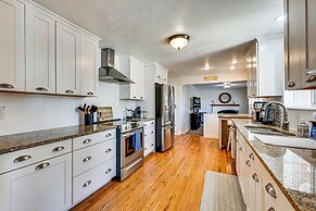 4 Mi to Olde Town Arvada! Dog-friendly Home, Yard
