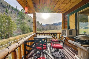 Pet-friendly Idaho Home on the Salmon River!