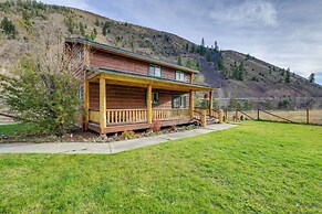 Pet-friendly Idaho Home on the Salmon River!