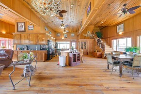 Salmon Vacation Rental w/ Mountain Views!