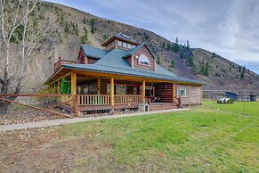 Salmon Vacation Rental w/ Mountain Views!