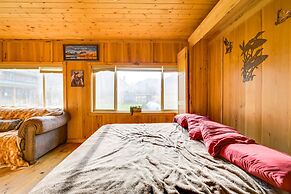 Salmon Vacation Rental w/ Mountain Views!