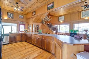 Salmon Vacation Rental w/ Mountain Views!
