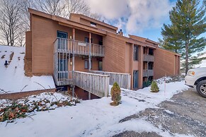 Bellaire Condo - Walk to Shanty Creek Resort!
