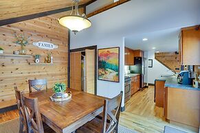 Inviting Sunriver Cabin w/ Resort Amenities!