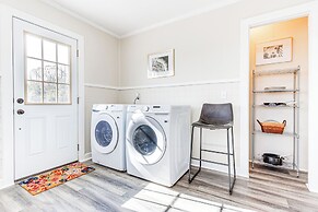 Quiet Grove Hill Cottage w/ Wraparound Deck!