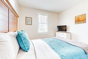 Quiet Grove Hill Cottage w/ Wraparound Deck!