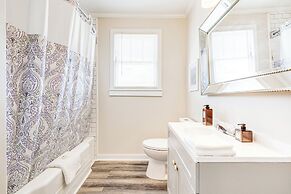 Quiet Grove Hill Cottage w/ Wraparound Deck!