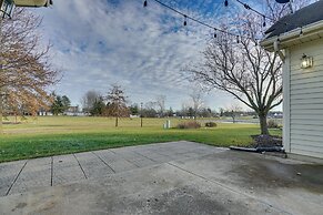 Tranquil Fort Wayne Home: 7 Mi to Downtown