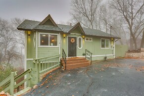 Mid-century Mod Cottage, Steps to Lake Gregory!