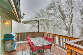 Mid-century Mod Cottage, Steps to Lake Gregory!