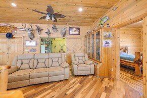 Salmon Vacation Rental w/ On-site River Access!