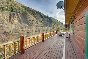 Salmon Vacation Rental w/ On-site River Access!
