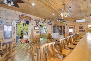 Salmon Vacation Rental w/ On-site River Access!