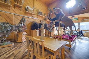 Salmon Vacation Rental w/ On-site River Access!