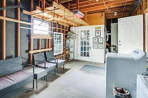 Dog-friendly Albuquerque Home: 1 Mi to U of NM!