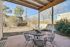 Dog-friendly Albuquerque Home: 1 Mi to U of NM!
