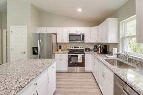 3 Mi to Rainbow Springs: Home w/ Yard in Dunnellon