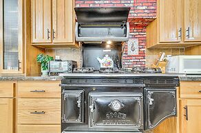 Cozy Home w/ Playground: Near Hunter Ski Resort!