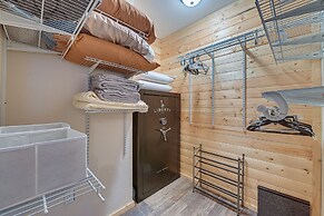 Custom Kasilof Cabin on 40 Private Acres