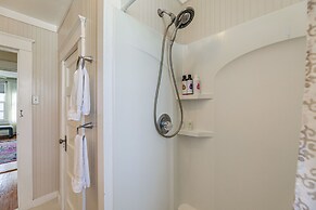 Central Historic Beaufort Home: Walk to Waterfront