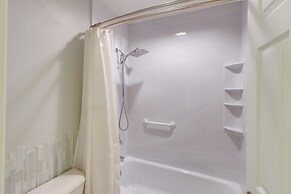 2 Mi to Rainbow Springs: Dunnellon Townhome