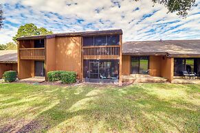 2 Mi to Rainbow Springs: Dunnellon Townhome