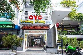 OYO 553 Truong Giang Hotel