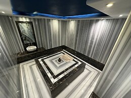 Four Seasons Life Official