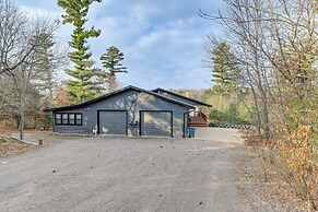 Lake Arbutus Cabin: Private Dock & Pontoon Rental!