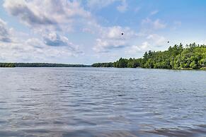 Lake Arbutus Cabin: Private Dock & Pontoon Rental!