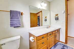 Downtown Delta Condo ~ 34 Mi to Black Canyon!