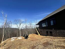 Heavenly Summit by Taylor Made Deep Creek