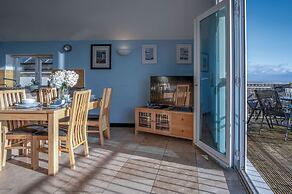 Ewyn Y Don - 2 Bedroom Apartment - Pendine