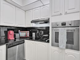 The Tides Hollywood 12B