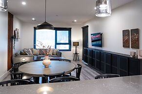 Villa 23 Cabot Peaks Revelstoke Vacation