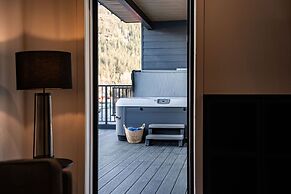 Villa 23 Cabot Peaks Revelstoke Vacation