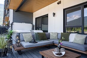 Villa 23 Cabot Peaks Revelstoke Vacation