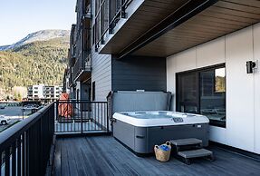 Villa 23 Cabot Peaks Revelstoke Vacation