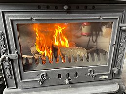 Golden Rose Bungalov