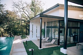 Epic Tamarindo Boutique Hotel