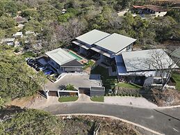 Epic Tamarindo Boutique Hotel