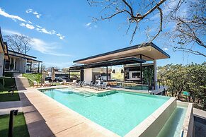 Epic Tamarindo Boutique Hotel