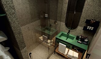 Oli Hotel And Suites